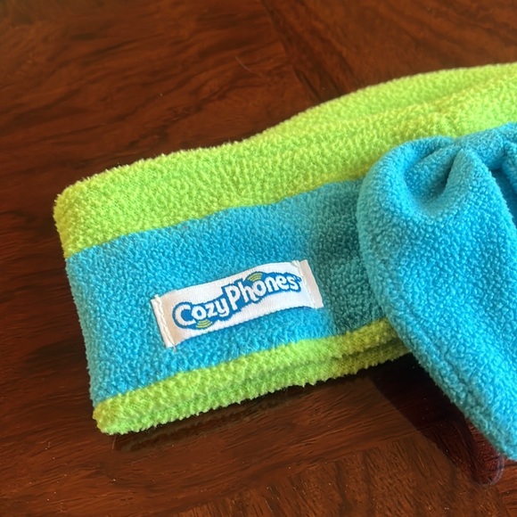 CozyPhones Teenage Mutant Ninja Turtles Leonardo Fleece Headband - Picture 3 of 8